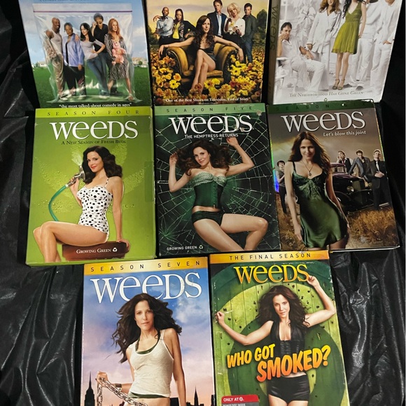 Weeds Season Two DVD - Picture 2 of 9